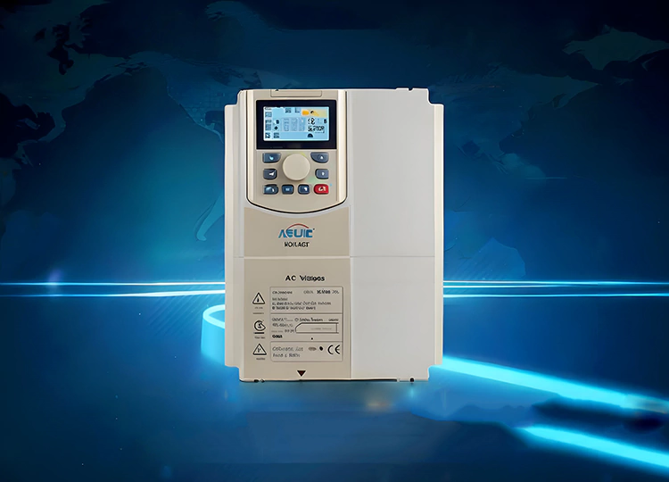 Hva er Universal AC Drive‌?